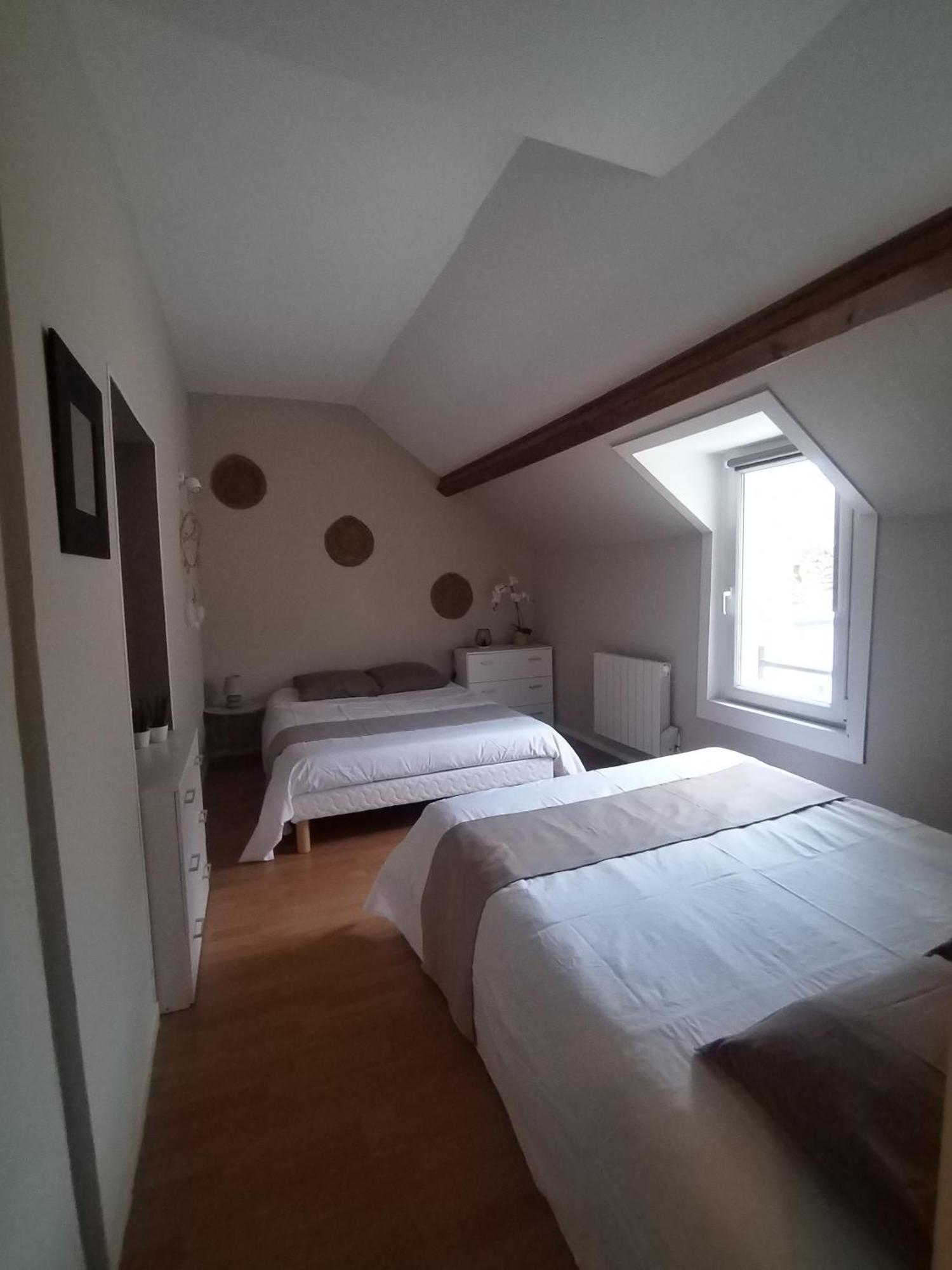 Liberation Classe 3 Etoiles Grandcamp-Maisy Room photo